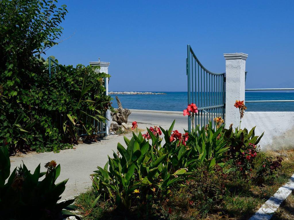 Eftichia Apartment Roda  Dış mekan fotoğraf