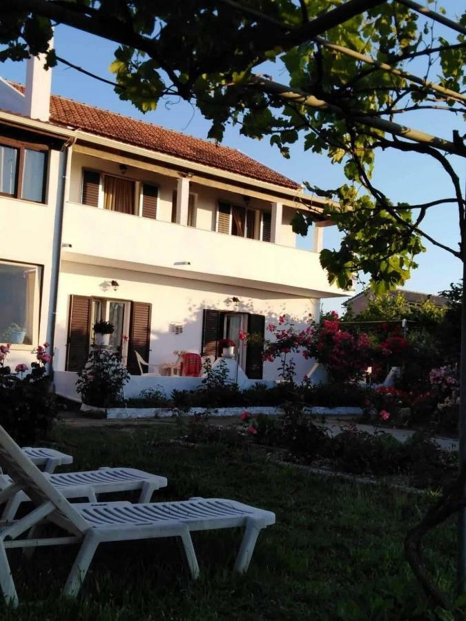 Eftichia Apartment Roda  Dış mekan fotoğraf